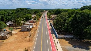 Leia mais sobre o artigo ALTO ALEGRE || Governo de Roraima inaugura segunda fase de asfalto da Vila do Taiano