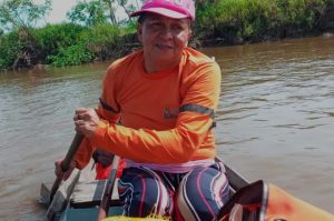 Leia mais sobre o artigo ATIVISTA AMBIENTAL || Por defender a Amazônia, ela foi ameaçada de ser queimada viva