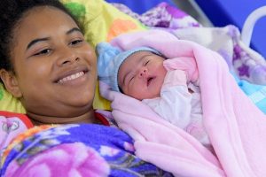 Leia mais sobre o artigo ANO NOVO ||  Rosmairys é a primeira bebê roraimense nascida em 2024