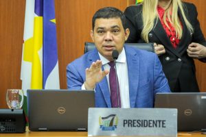 Leia mais sobre o artigo IMPASSE || Governador não sanciona e Sampaio promulga lei que prorroga liquidação da CERR