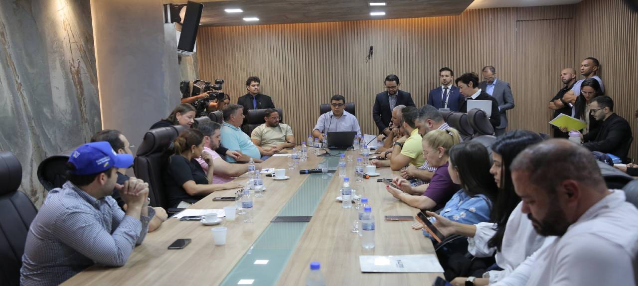 Leia mais sobre o artigo ALERR aprova pacote de projetos que reforça investimentos e moderniza estruturas públicas